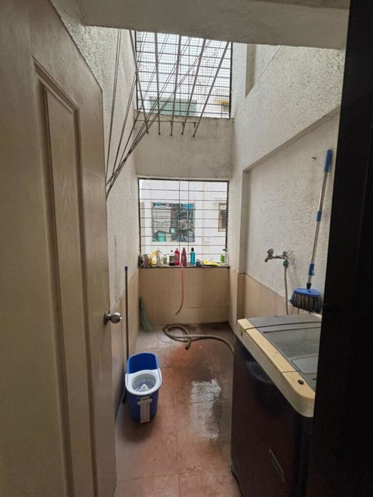 Bathroom, ssd-sai-marigold 3 Bedroom 1500 Sq.Ft. Apartment In Pimple Saudagar Pune 10326104