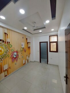 3 BHK Builder Floor For Sale in Krishna Kunj Apartments Noida