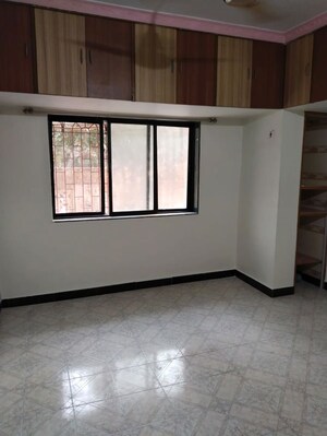 Room in 2 BHK Apartment at Phusp Nikatan Apartment, New Panvel – for Rent