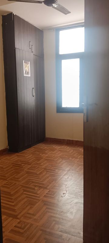 1 BHK 600 Sq.Ft. Builder Floor in Maan Heights
