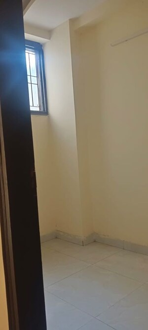 Building Lobby in 1 BHK Builder Floor at Maan Heights, Gaur City 1 – for Rent