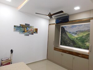 Room in 3 BHK Apartment at Incor One City, Kukatpally – for Rent