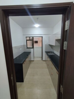 Building Lobby in 2 BHK Apartment at Imperial Heights Goregaon West, Goregaon West – for Rent