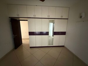 Room in 3 BHK Apartment at Arvind Skylands, Jakkuru – for Rent