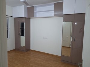 Room in 3 BHK Apartment at Arvind Skylands, Jakkuru – for Rent