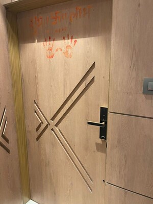 Furnished Amenities in 2 BHK Apartment at Samata CHS Goregaon West, Goregaon West – for Sale