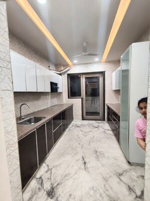 Balcony in 3 BHK Builder Floor at Sector 52 – for Rent