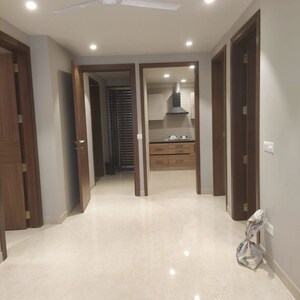 Room in 2 BHK Builder Floor at Chittaranjan Park – for Rent