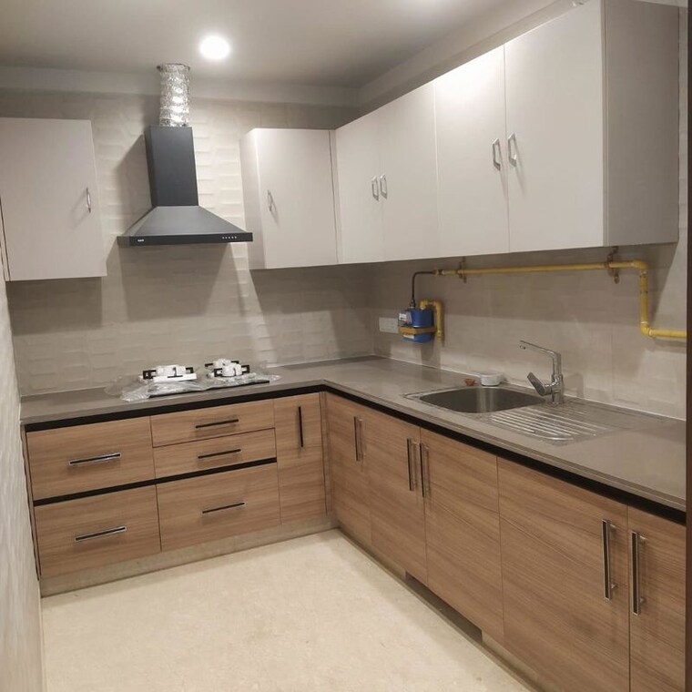 Kitchen, chittaranjan park 2 Bedroom 1200 Sq.Ft. Builder Floor In Chittaranjan Park Delhi 10326264