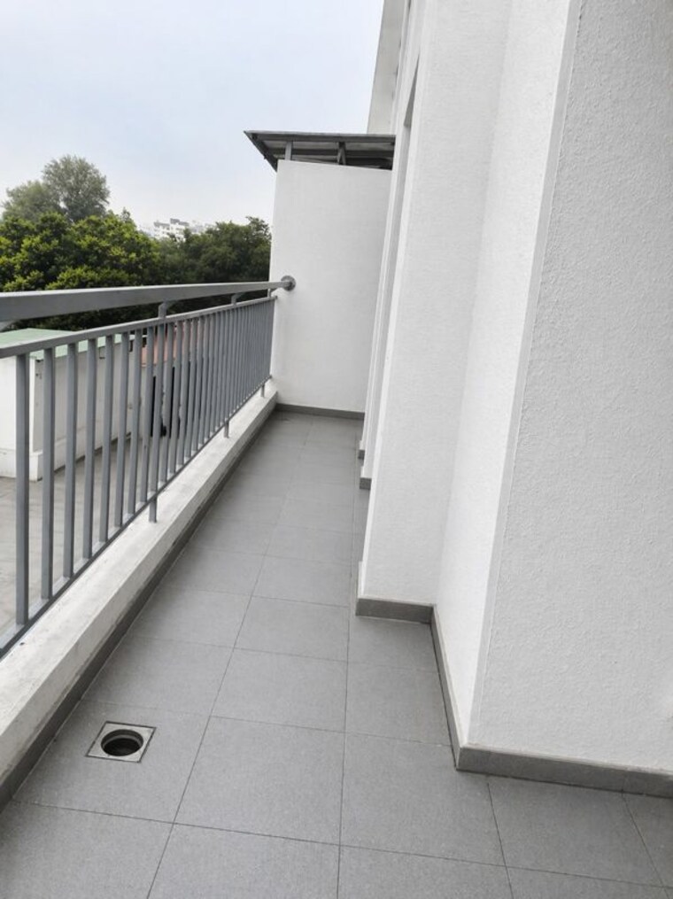 Balcony, mantra-parkview 2 Bedroom 870 Sq.Ft. Apartment In Dhayari Pune 10326259