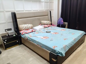 Bedroom in 4 BHK Builder Floor at Palam Vihar – for Sale