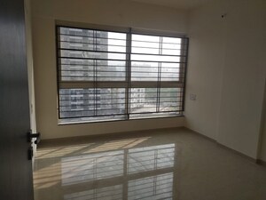 Room in 2 BHK Apartment at Five Star Royal Entrada, Wakad – for Sale