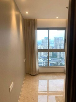 2 BHK Apartment For Sale in Hiranandani Highland