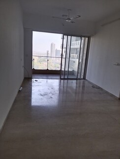 2 BHK Apartment For Rent in LnT Crescent Bay T4
