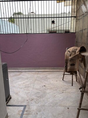 Parking in 2 BHK Builder Floor at Sector 39 – for Rent