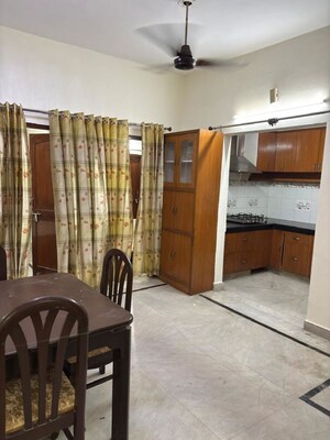 Living Room in 2 BHK Builder Floor at Sector 39 – for Rent