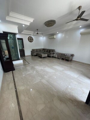 Living Room in 4 BHK Builder Floor at Chittaranjan Park – for Rent