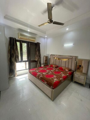 Bedroom in 4 BHK Builder Floor at Chittaranjan Park – for Rent