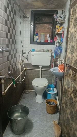 Team Area in 2 BHK Apartment at Mathura CHS Dombivli, Dombivli West – for Rent