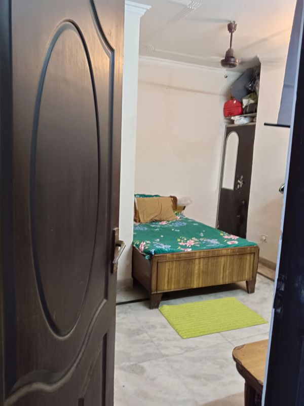 1 RkBuilder Floor For Rent in Lajpat Nagar 4