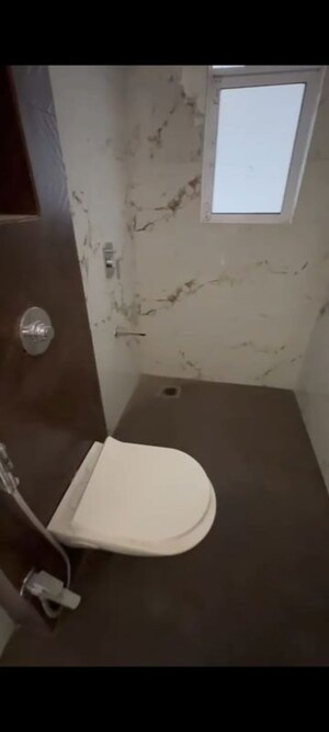 Team Area in 4 BHK Apartment at LK Umang Heights, Andheri West – for Rent