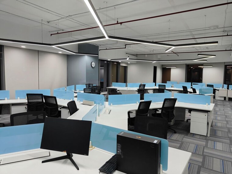 Team Area, fergusson college road Commercial Office Space 6800 Sq.Ft. In Fergusson College Road Pune 10326564