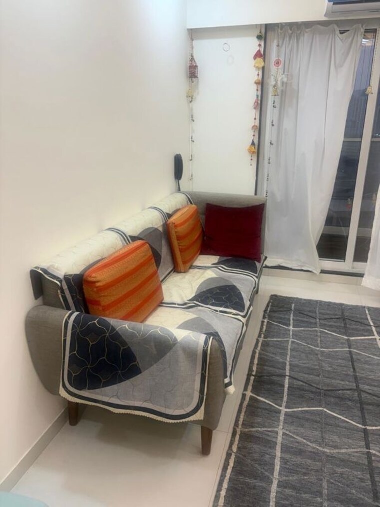 Bathroom, lokhandwala-infrastructure-lady-ratan-tower 1 Bedroom 1000 Sq.Ft. Apartment In Worli Mumbai 10326566