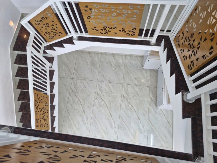 Balcony, mannuthy 5 Bedroom 2100 Sq.Ft. Villa In Mannuthy Thrissur 10326613