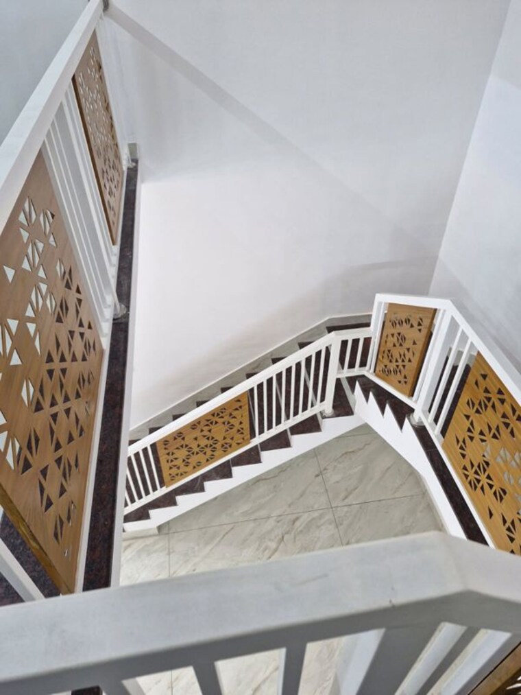 Balcony, mannuthy 5 Bedroom 2100 Sq.Ft. Villa In Mannuthy Thrissur 10326613