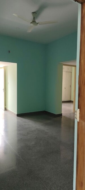 Room in 2 BHK Apartment at Cambridge Layout – for Rent