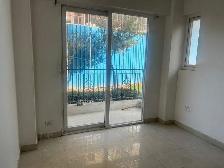 Room, signature-the-serenas 2 Bedroom 579 Sq.Ft. Apartment In Sohna Sector 36 Gurgaon 10326593