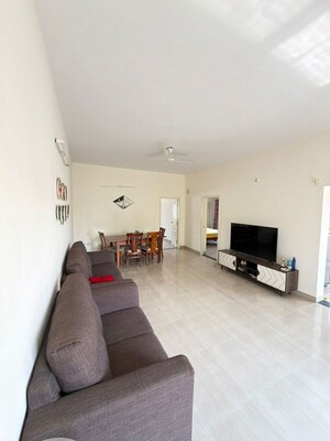 Living Room in 2 BHK Apartment at Indiranagar – for Rent