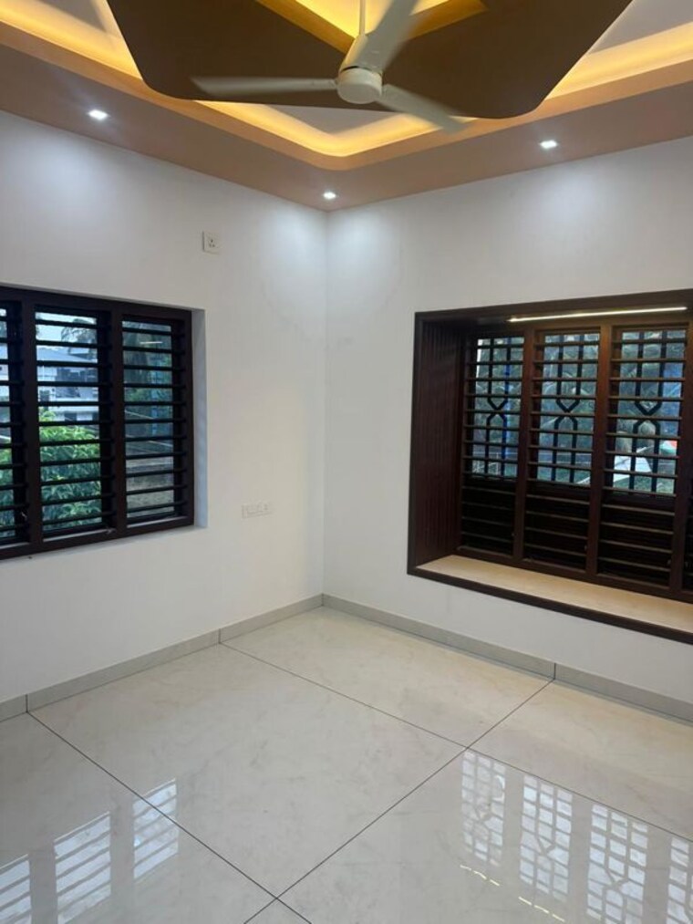 Room, cheroor 5 Bedroom 2200 Sq.Ft. Independent House In Cheroor Thrissur 10326695