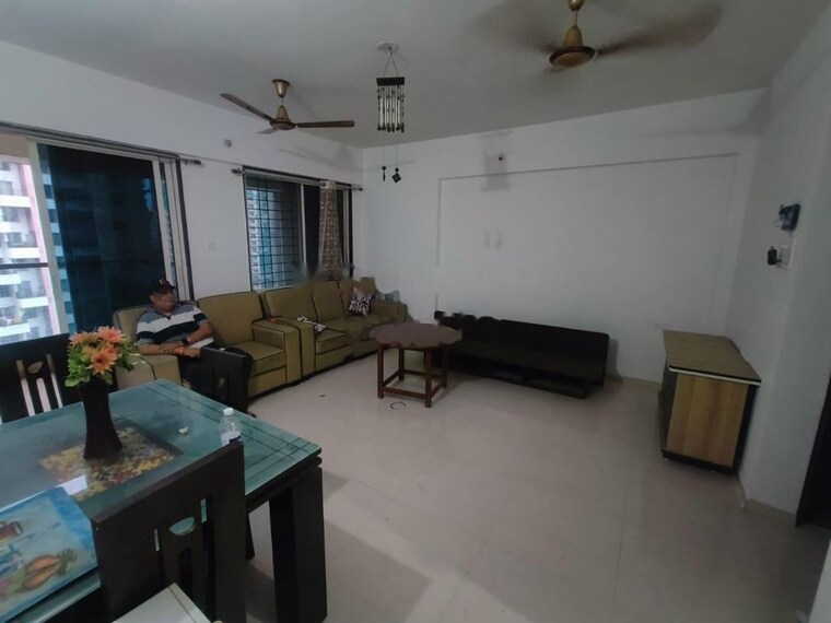 Team Area, godrej-green-vistas 1 Bedroom 608 Sq.Ft. Apartment In Mahalunge Pune 10326724