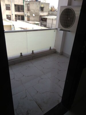 Kitchen in 2 BHK Builder Floor at Dcm – for Rent