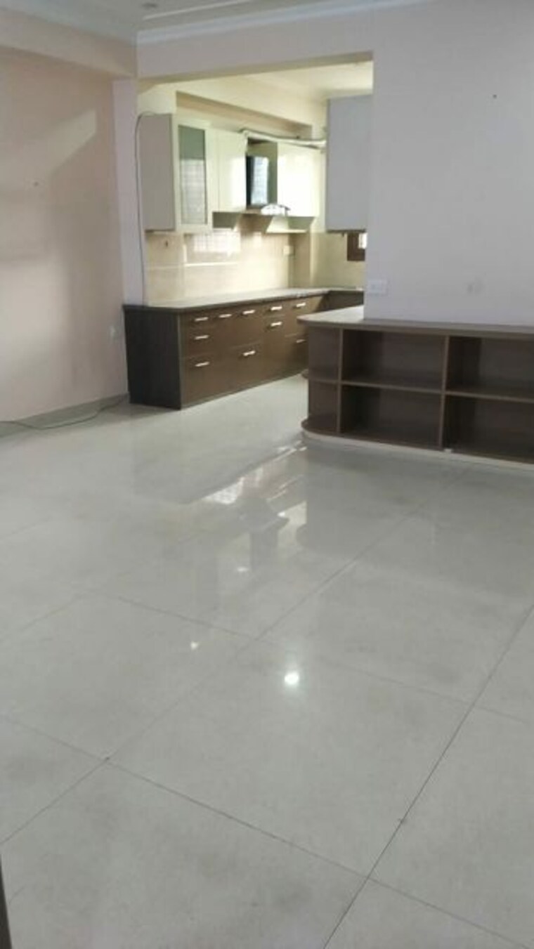 Kitchen, huda-staff-colony 3 Bedroom 1800 Sq.Ft. Builder Floor In Sector 46 Gurgaon 10326741