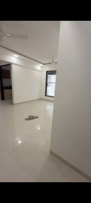 Living Room in 2 BHK Apartment at Shagun 1 OSR Matunga, Matunga West – for Rent