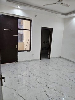 3 BHK + Pooja Room,Servant Room,Study Room,Store Room Builder Floor For Rent in Green Fields Colony