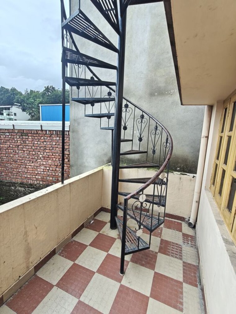 Balcony, design-arcade 3 Bedroom 2100 Sq.Ft. Independent House In Chandrabani Dehradun 10309988