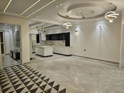4 BHK + Pooja Room,Servant Room,Study Room,Extra Room,Store Room Builder Floor For Rent in Green Fields Colony