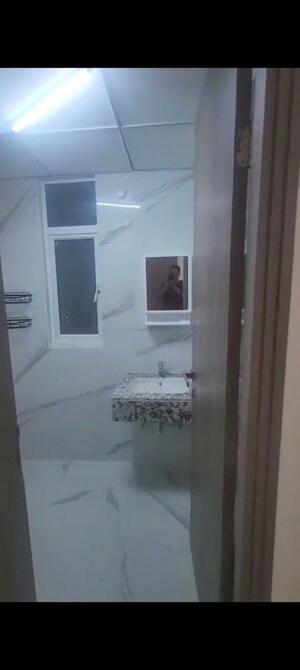 Bathroom in 2.5 BHK Apartment at M3M Soulitude, Sector 89 – for Rent