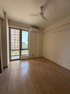 2 BHK + Servant Room Apartment For Rent in Pioneer Park Phase 1