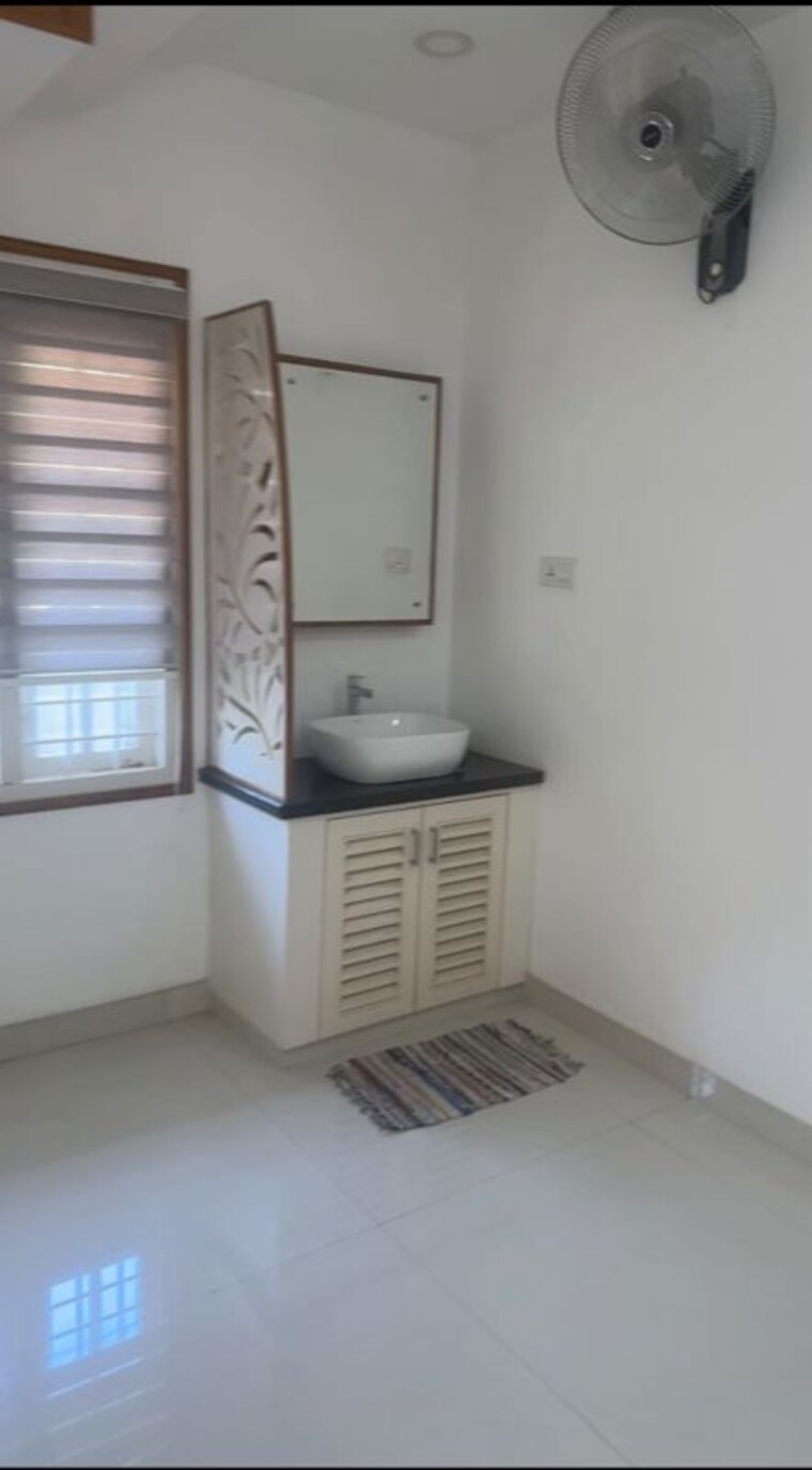 undefined, kuttanellur 4 Bedroom 3600 Sq.Ft. Independent House In Kuttanellur Thrissur 10326847