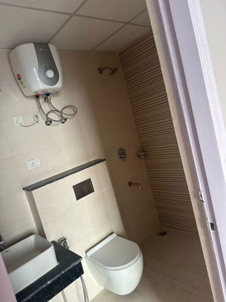 Bathroom, supertech-hues 2 Bedroom 1180 Sq.Ft. Apartment In Sector 68 Gurgaon 10326858