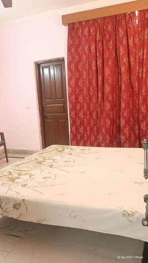 Bedroom in 3 BHK Independent House at Sector 15 ii – for Rent