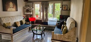 2 BHK Apartment For Sale in Prabhadevi