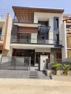 2.5 BHK + Pooja Room,Servant Room,Study Room,Extra Room Villa For Sale in Jigani