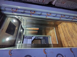 Lift in 3 BHK Builder Floor at Lajpat Nagar I – for Rent