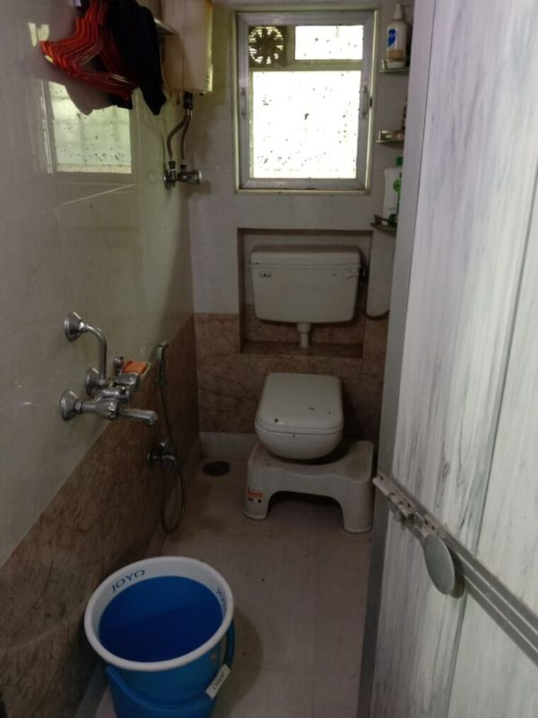 Bathroom, krishnalaya-apartment 1 Bedroom 601 Sq.Ft. Apartment In Chunabhatti Mumbai 10327025
