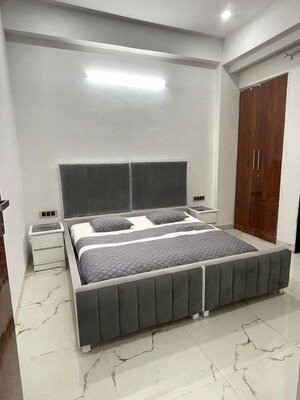Bedroom in 1 BHK Builder Floor at Sector 56 – for Rent